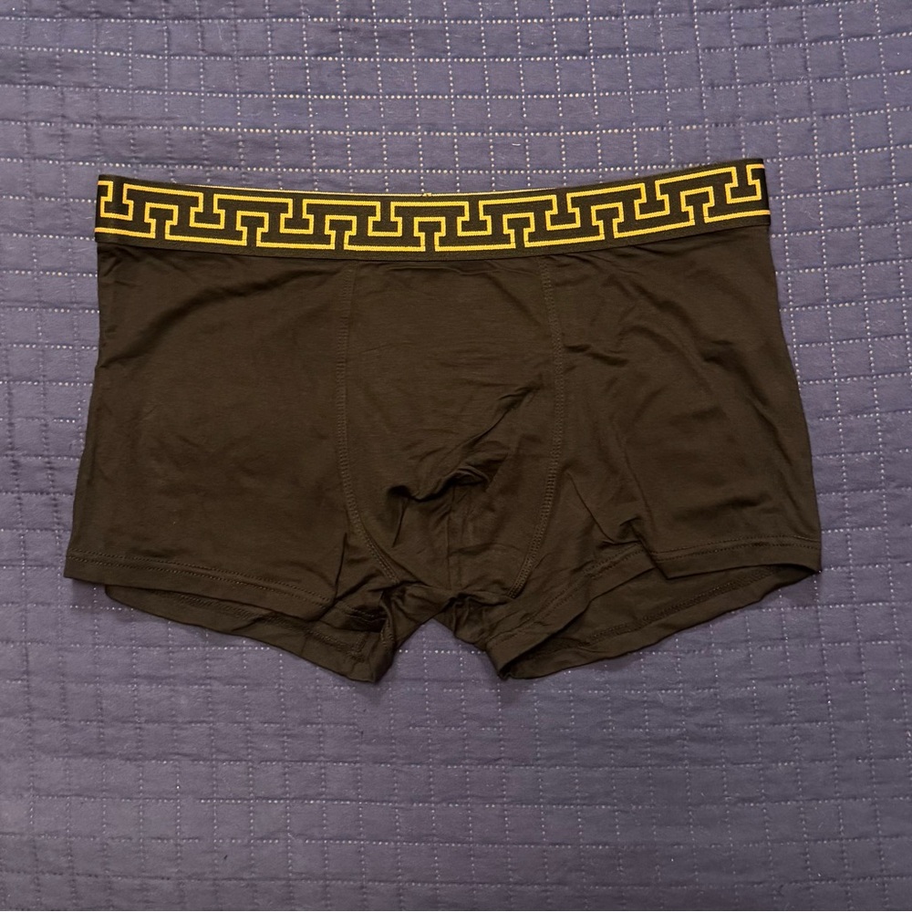 Men’s Black Boxer Briefs. Medium. New.
